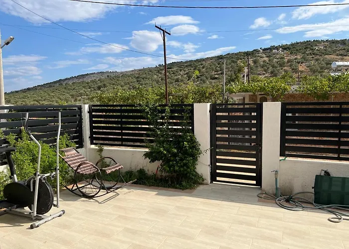 Vila Roas 2 מלון