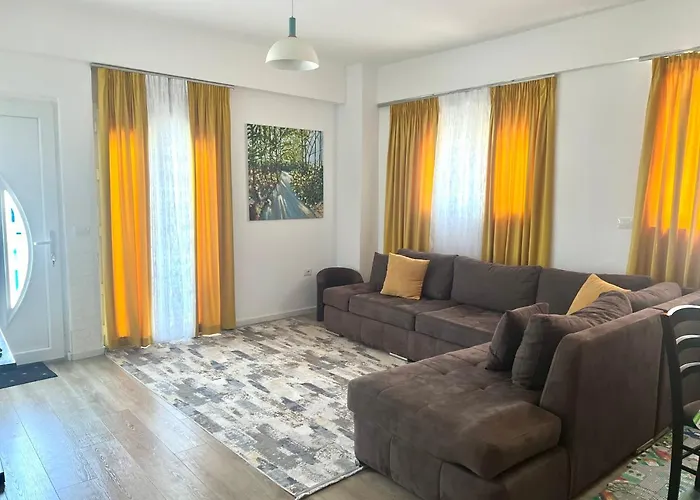 מלון Vila Roas 2 *